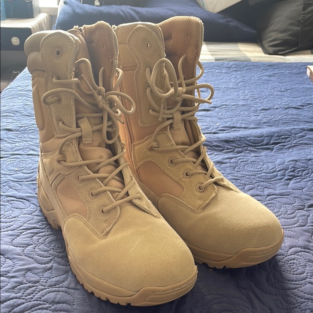 Men's Tan Tactical Boots